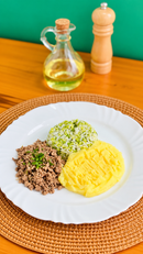 Carne Moída Refogada c/ Arroz de Brócolis e Purê de Batata