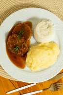 Lagarto ao Molho Madeira, Arroz Branco e Feijão Carioca